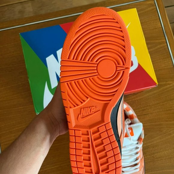 Nike SB Dunk Low Orange Lobster main image 6